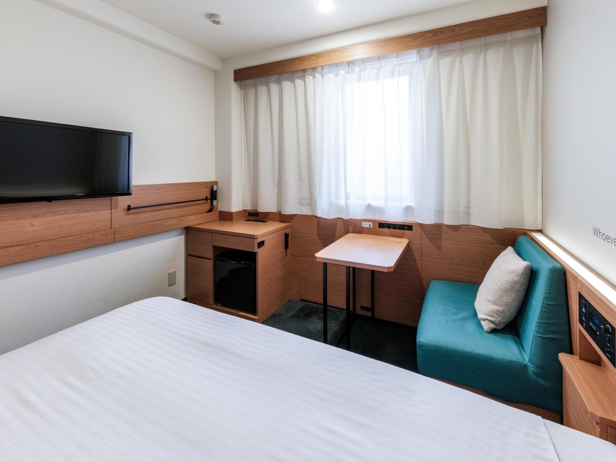 Nishitetsu Inn Shinjuku — Foto 3